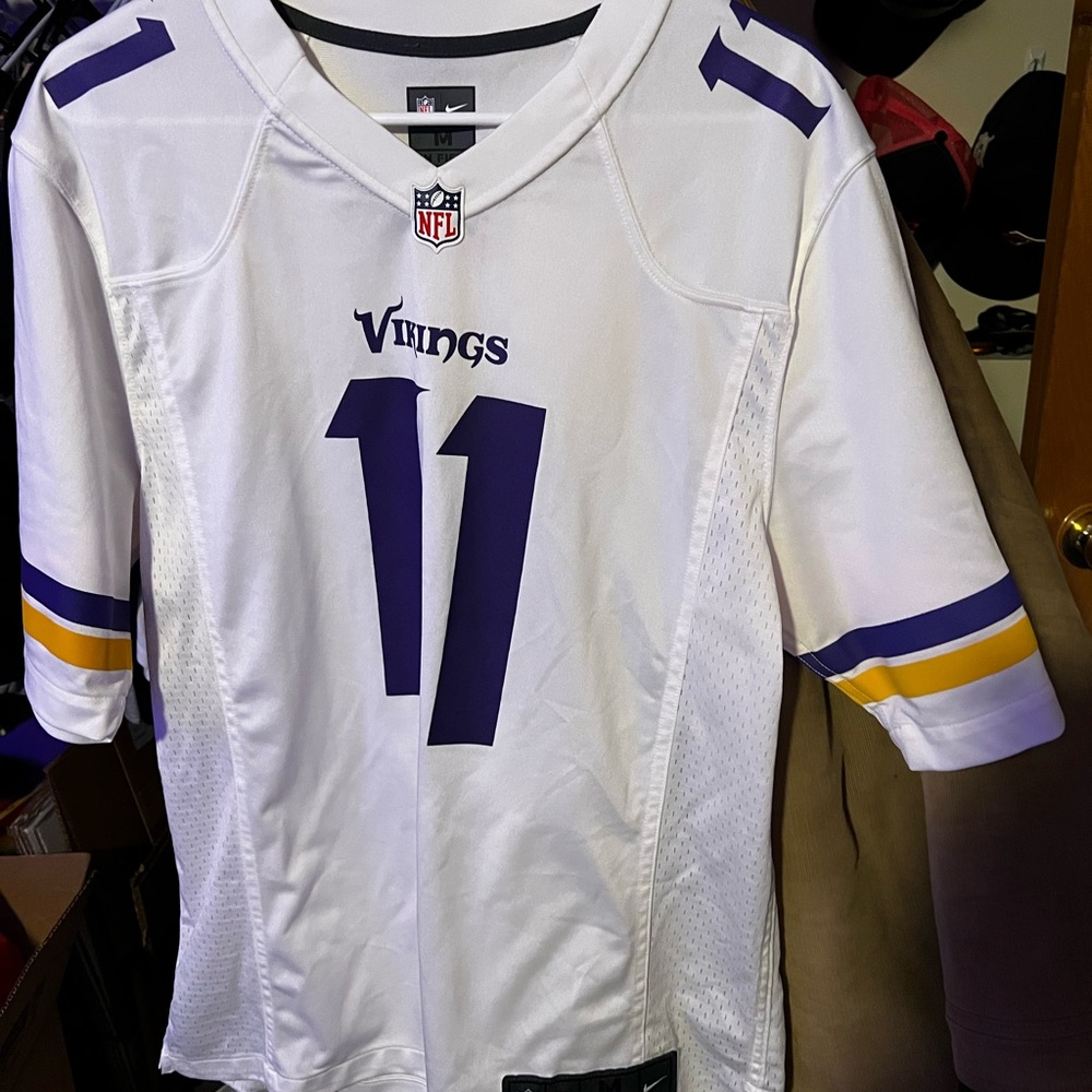 🔥🔥Nike On Field Minnesota Vikings #11 Treadwell Size Medium Jersey🔥🔥